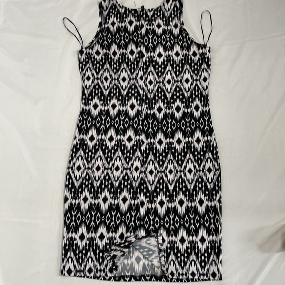 George Slip Dress Black and White Patterned - Picture 15 of 16